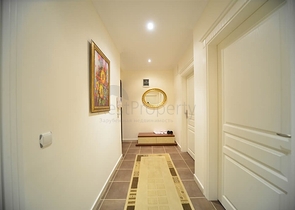 شقة مفروشة بمسافة 25 متر عن شاطئ البحر في منطقة محمود لار – ألانيا