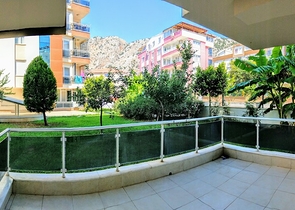 شقة مفروشة ضمن مجمع سكني مميز في منطقة كونيالتي – أنطاليا