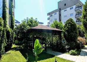 شقة مفروشة ضمن مجمع سكني مميز في منطقة كونيالتي – أنطاليا