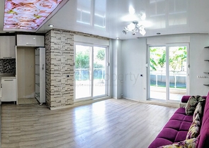 شقة مفروشة ضمن مجمع سكني مميز في منطقة كونيالتي – أنطاليا