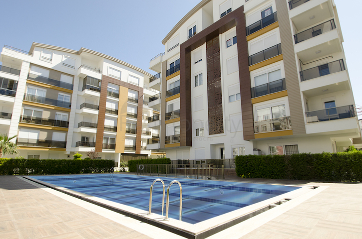 شقة مفروشة بتخطيط 2+1 في منطقة ليمان – أنطاليا 