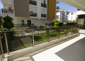 شقة مفروشة بتخطيط 2+1 في منطقة ليمان – أنطاليا 