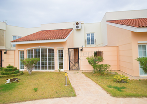 فيلا مميزة ضمن أحد المجمعات السكنية في منطقة بيليك