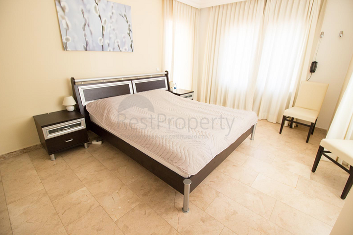 فيلا منفصة مفروشة في منطقة بيليك