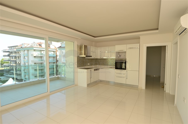 شقة بإطلالة بحرية مميزة في منطقة كاستل – ألانيا