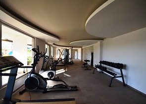 شقة بإطلالة بحرية مميزة في منطقة كاستل – ألانيا