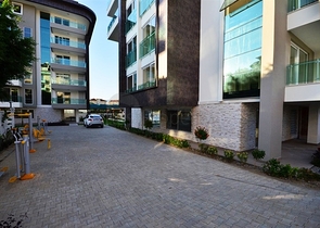 شقة بإطلالة بحرية مميزة في منطقة كاستل – ألانيا