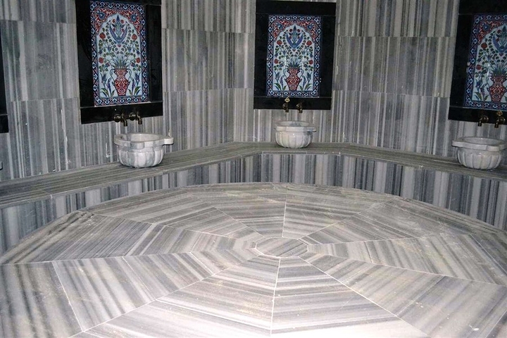 شقة واسعة في منطقة محمود لار – ألانيا 