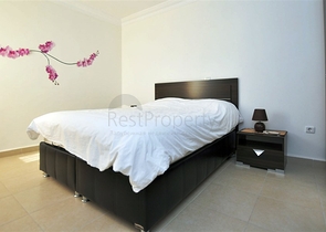 شقة مميزة جداً ضمن مجمع سكني راقي و هادئ في منطقة أوبا – ألانيا