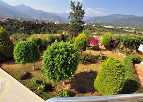 شقة مميزة جداً ضمن مجمع سكني راقي و هادئ في منطقة أوبا – ألانيا