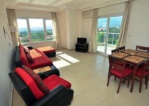 شقة مميزة جداً ضمن مجمع سكني راقي و هادئ في منطقة أوبا – ألانيا