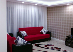 شقة مفروشة على بعد 800 متر عن البحر ضمن حي ليمان من منطقة كونيالتي – ألانيا