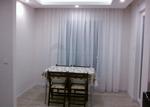 شقة مفروشة على بعد 800 متر عن البحر ضمن حي ليمان من منطقة كونيالتي – ألانيا