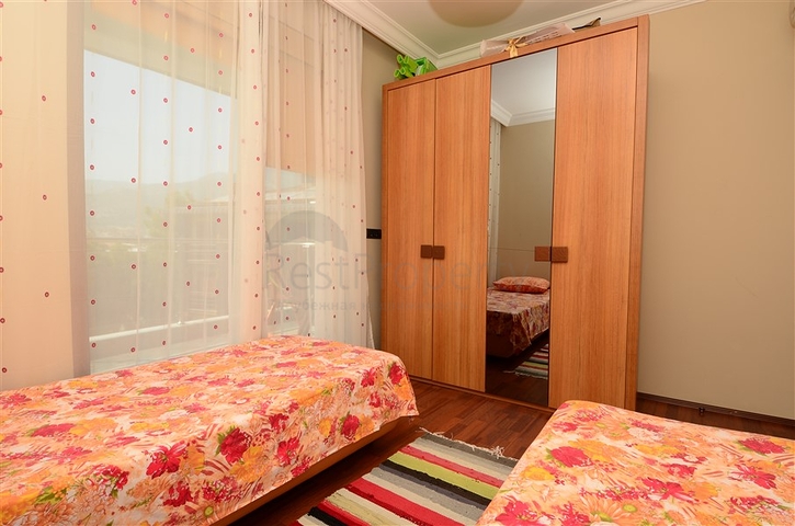 شقة مفروشة ضمن مجمع على الخط الأول من البحر في مركز ألانيا