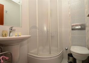 شقة مفروشة ضمن مجمع على الخط الأول من البحر في مركز ألانيا