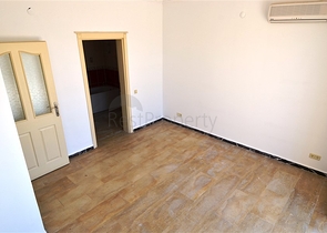 فيلا على مقربة من شواطئ البحر المتوسط في منطقة كوناكليه – ألانيا