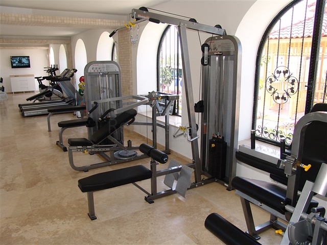 ضمن أرقى المجمعات السكنية فيلا مفروشة في منطقة كوناكليه – ألانيا