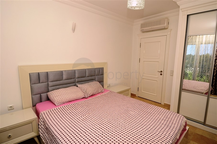 ضمن أرقى المجمعات السكنية فيلا مفروشة في منطقة كوناكليه – ألانيا