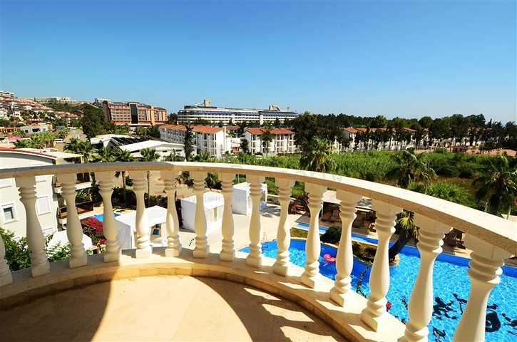 ضمن أرقى المجمعات السكنية فيلا مفروشة في منطقة كوناكليه – ألانيا