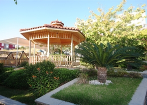 ضمن أرقى المجمعات السكنية فيلا مفروشة في منطقة كوناكليه – ألانيا