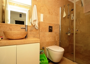 ضمن أرقى المجمعات السكنية فيلا مفروشة في منطقة كوناكليه – ألانيا