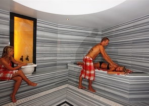 ضمن أرقى المجمعات السكنية فيلا مفروشة في منطقة كوناكليه – ألانيا