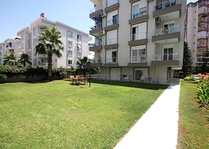 شقة مفروشة بتخطيط 2+1 في منطقة كونيالتي – أنطاليا