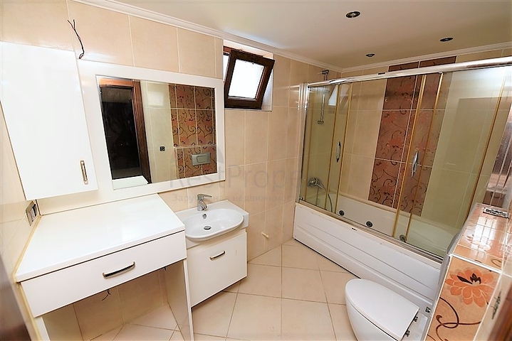 شقة بإطلالة بحرية رائعة في منطقة أوبا – ألانيا