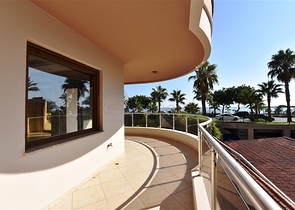 شقة بإطلالة بحرية رائعة في منطقة أوبا – ألانيا