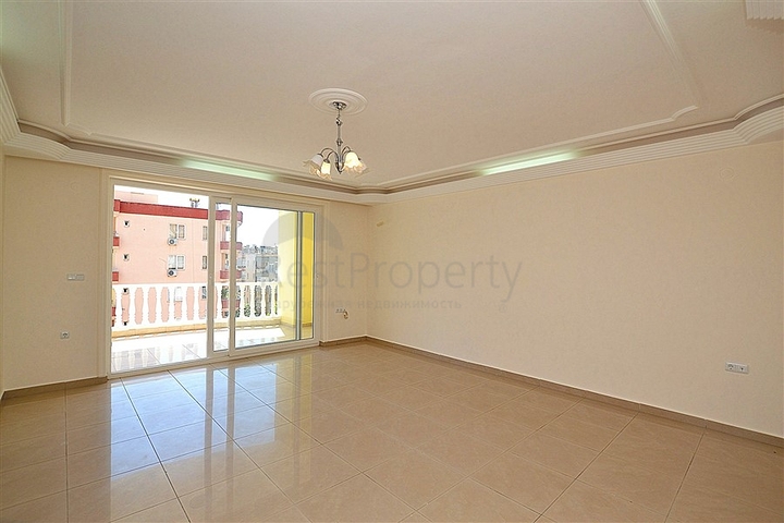 شقة واسعة ومريحة في منطقة محمود لار – ألانيا