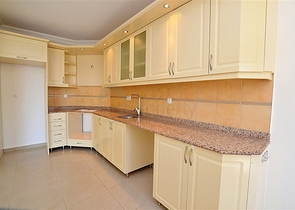 شقة واسعة ومريحة في منطقة محمود لار – ألانيا