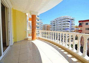 شقة واسعة ومريحة في منطقة محمود لار – ألانيا