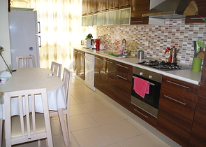 شقة مفروشة في حي ليمان من منطقة كونيالتي – أنطاليا 