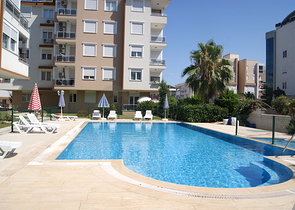 شقة مفروشة في حي ليمان من منطقة كونيالتي – أنطاليا 