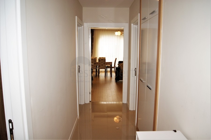 شقة مفروشة على بعد 600 متر عن البحر في منطقة ليمان – أنطاليا