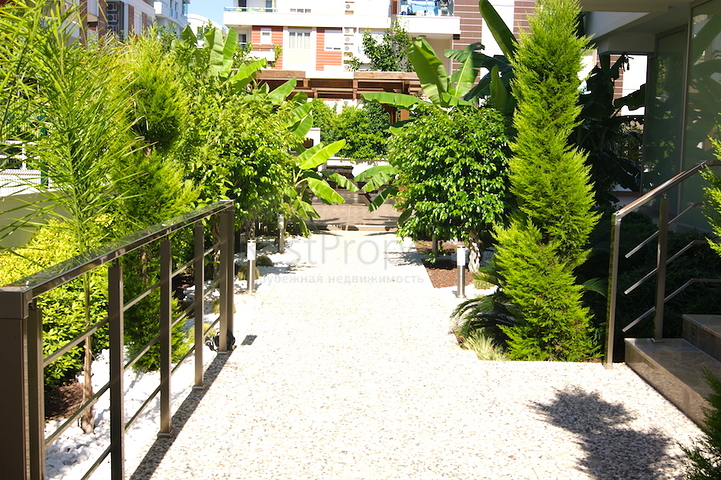 شقة مفروشة على بعد 600 متر عن البحر في منطقة ليمان – أنطاليا