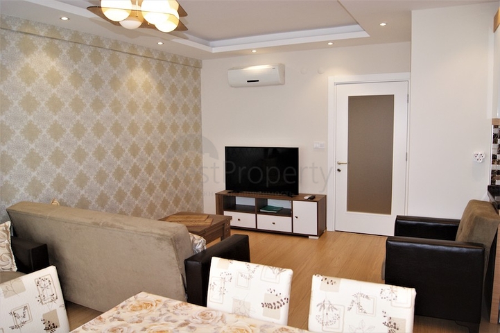 شقة مفروشة على بعد 600 متر عن البحر في منطقة ليمان – أنطاليا