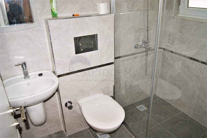 شقة مفروشة على بعد 600 متر عن البحر في منطقة ليمان – أنطاليا