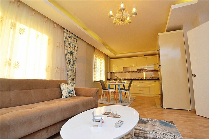 شقة مفروشة بإطلالة بحرية وجبلية في منطقة محمودلار – ألانيا