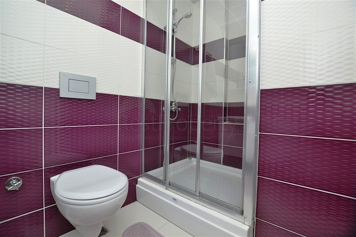 شقة مفروشة بإطلالة بحرية وجبلية في منطقة محمودلار – ألانيا