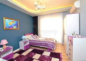 شقة مفروشة بإطلالة بحرية وجبلية في منطقة محمودلار – ألانيا