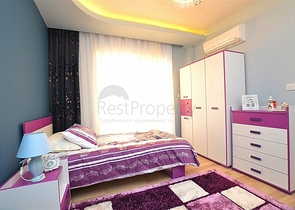 شقة مفروشة بإطلالة بحرية وجبلية في منطقة محمودلار – ألانيا