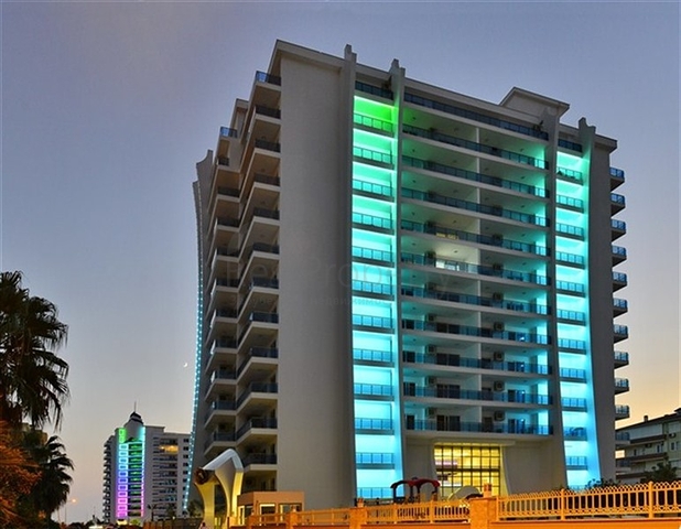 شقة مفروشة بإطلالة بحرية ساحرة في منطقة محمود لار – ألانيا