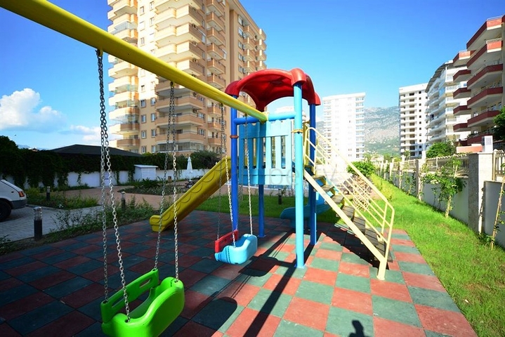 شقة مفروشة بإطلالة بحرية ساحرة في منطقة محمود لار – ألانيا