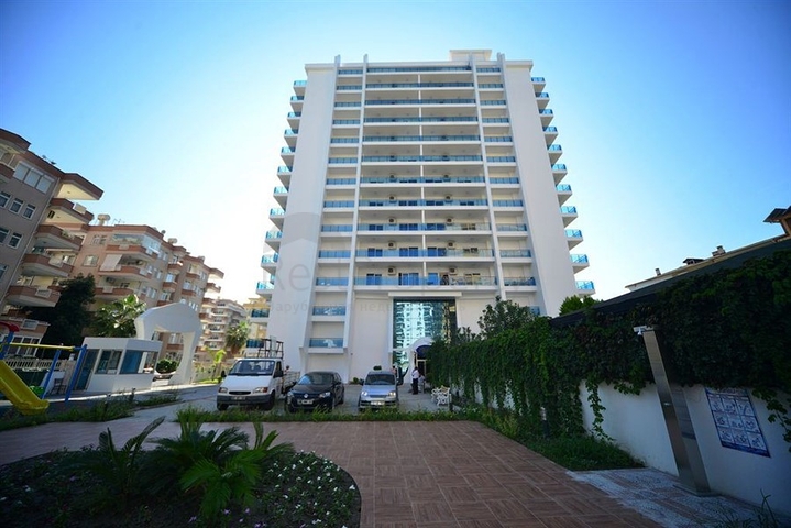 شقة مفروشة بإطلالة بحرية ساحرة في منطقة محمود لار – ألانيا