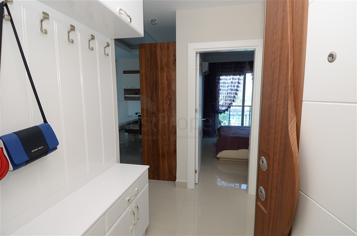 شقة مفروشة بإطلالة بحرية ساحرة في منطقة محمود لار – ألانيا