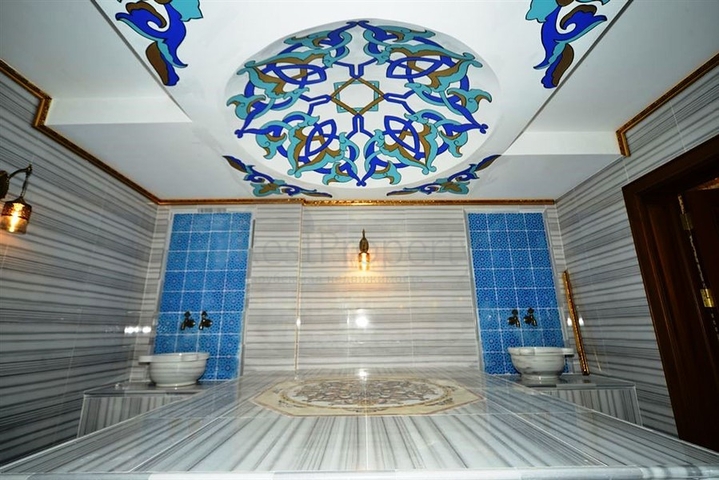 شقة مفروشة بإطلالة بحرية ساحرة في منطقة محمود لار – ألانيا