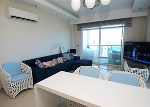 شقة مفروشة بإطلالة بحرية ساحرة في منطقة محمود لار – ألانيا