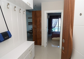 شقة مفروشة بإطلالة بحرية ساحرة في منطقة محمود لار – ألانيا