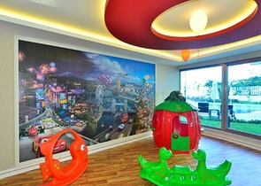 شقة ضمن مجمع سكني على الخط الأول من البحر في منطقة محمود لار – ألانيا